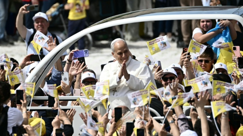 Pope condemns environmental harm in Italy's 'Land of Fires'