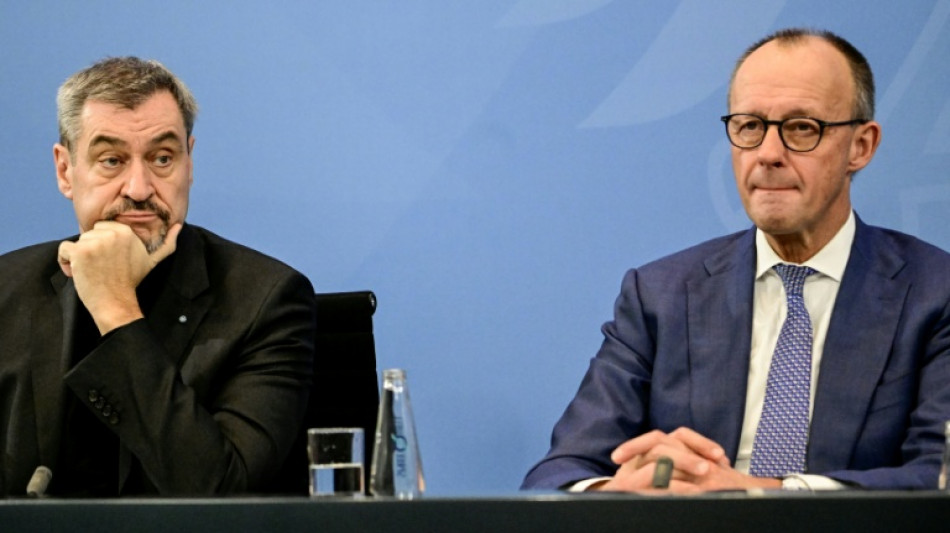 ZDF-"Politbarometer": Union mit leichten Einbußen knapp vorne - AfD dahinter