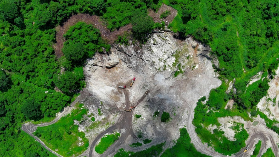 Equateur: la "colline blanche", le poumon vert de Guayaquil menac&eacute; par l'urbanisation