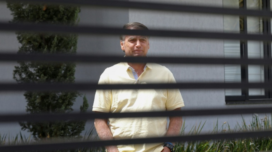 Br&eacute;sil: pas de d&eacute;tention &agrave; domicile pour Bolsonaro, tranche la Cour supr&ecirc;me