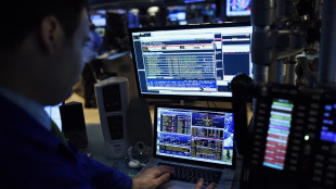 Borsa: risparmio gestito a picco sui timori per l'Ai Fineco e Banca Generali -7%