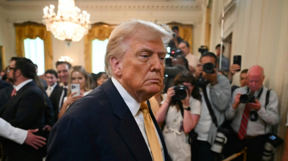 Trump threatens to sue WSJ over story on alleged 2003 letter to Epstein