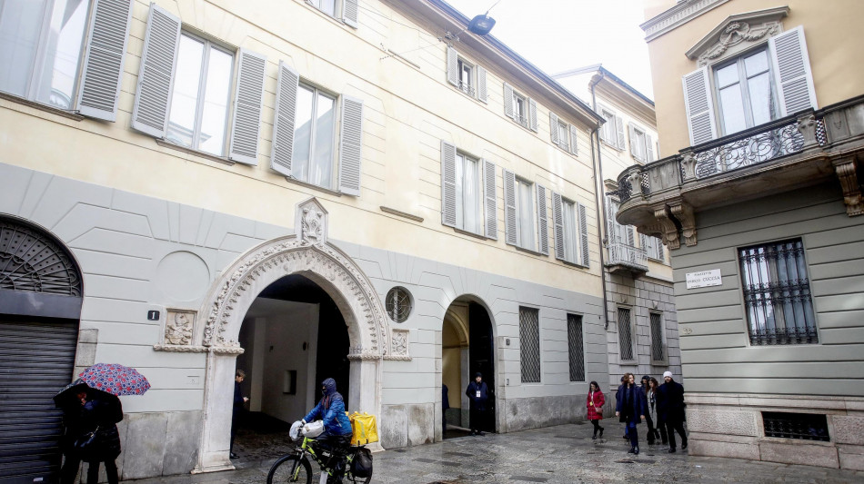 Ricavi Mediobanca a 867 milioni, su utile pesa costo ops