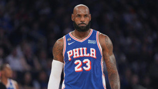 NBA: James und 76ers gewinnen beim Meister