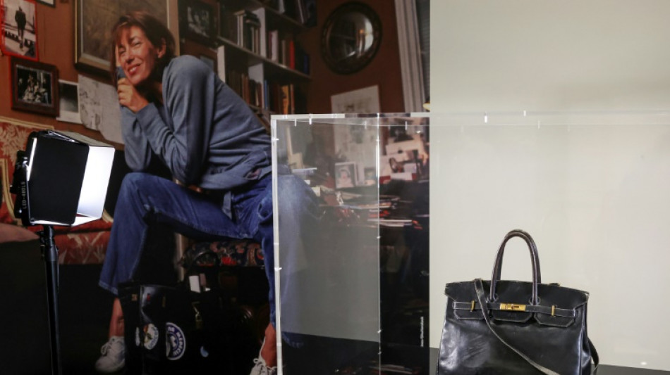 Primeira bolsa Birkin &eacute; leiloada por R$ 55 milh&otilde;es