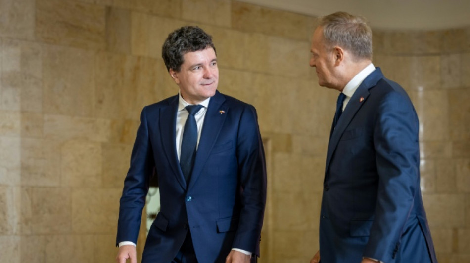 Investido presidente de Rumania el proeuropeo Nicusor Dan