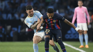 Atl&eacute;tico de Madrid assina com lateral-esquerdo Javi Gal&aacute;n