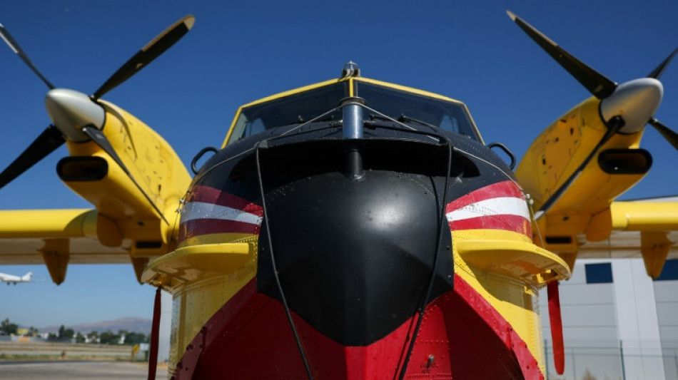 Face aux m&eacute;gafeux, la renaissance du Canadair