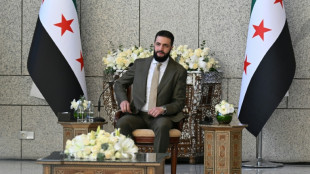 Ahmed al Sharaa refuerza su reputación en el extranjero, pero en Siria queda mucho por hacer