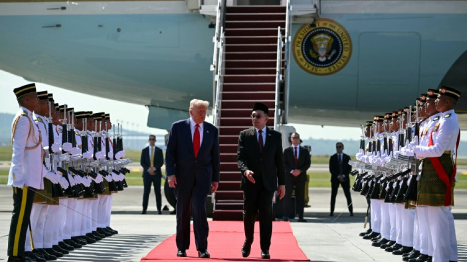 Trump kicks off Asia tour with Malaysia summit ahead of Xi meeting