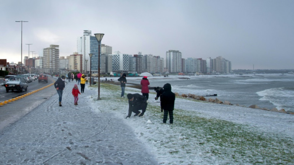 Argentine: vague de froid record, neuf sans-abris morts, selon une ONG