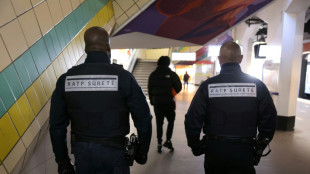 La polic&iacute;a del transporte p&uacute;blico franc&eacute;s podr&aacute; llevar pistolas el&eacute;ctricas paralizantes