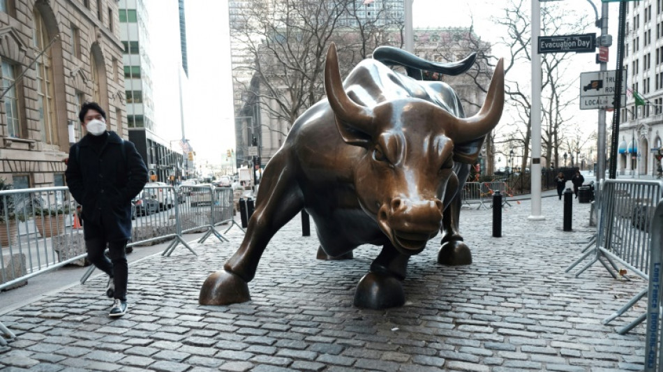 Wall Street ouvre en hausse apr&egrave;s une forte chute la veille