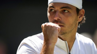 Fritz vence Davidovich e vai &agrave;s oitavas de Wimbledon