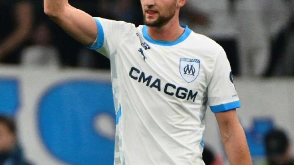 Olympique de Marselha respira com vitória sobre o Toulouse (3-2) após semana de crise