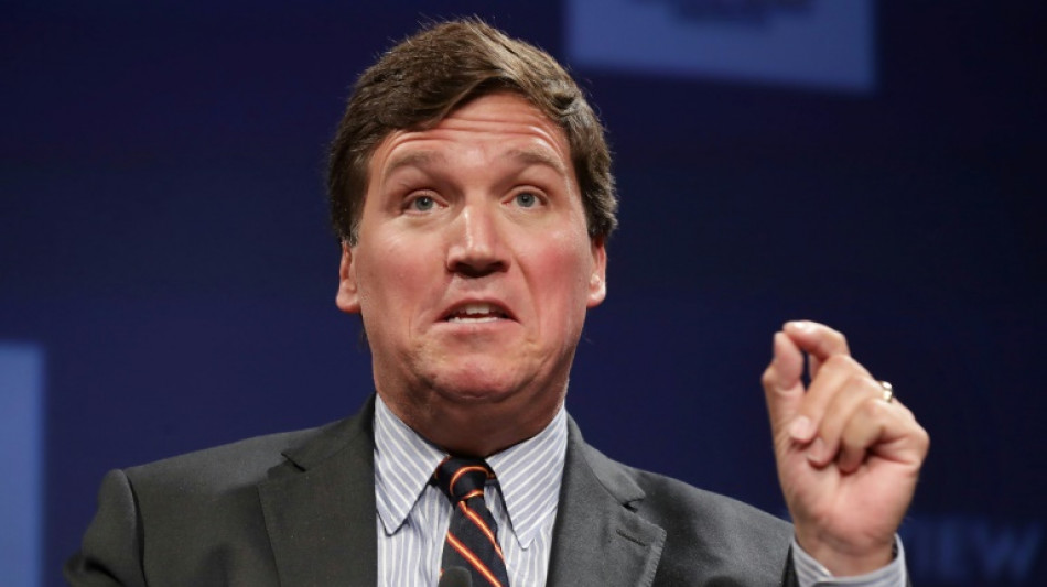 Fox News met en demeure Tucker Carlson de cesser ses &eacute;missions sur Twitter