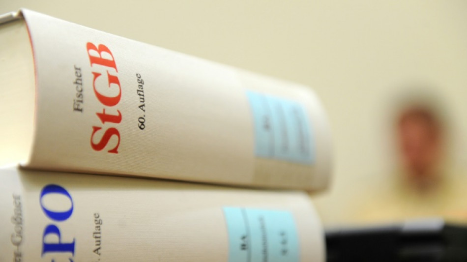 Ermittlungen zu rechtsextremen Ges&auml;ngen in Bar auf Sylt gr&ouml;&szlig;tenteils eingestellt