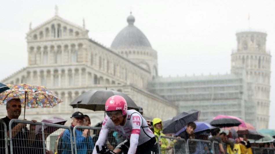 Carapaz wins stage 11 of Giro with Del Toro in lead