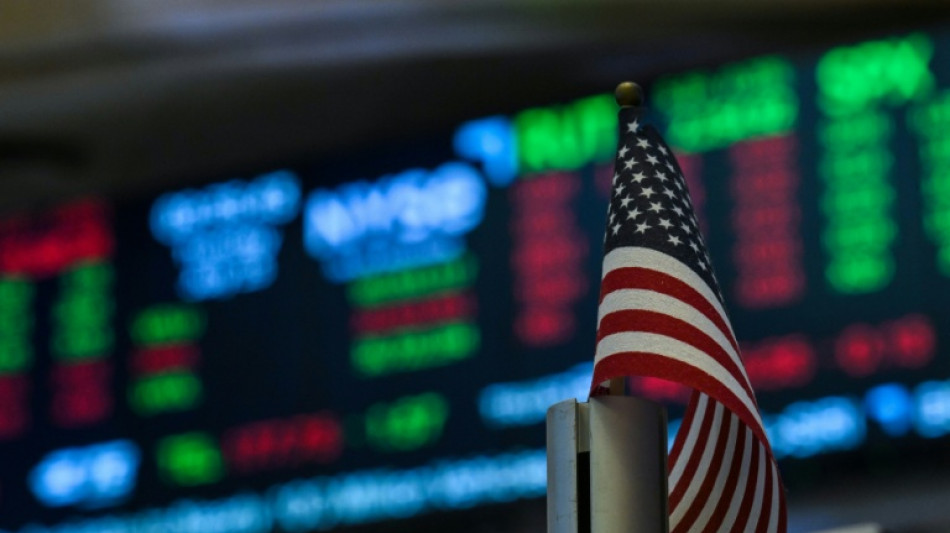 Wall Street termine en baisse, prises de b&eacute;n&eacute;fices avant l'inflation am&eacute;ricaine