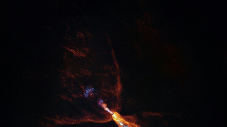 Astronomen beobachten erstmals die Geburt eines Sonnensystems