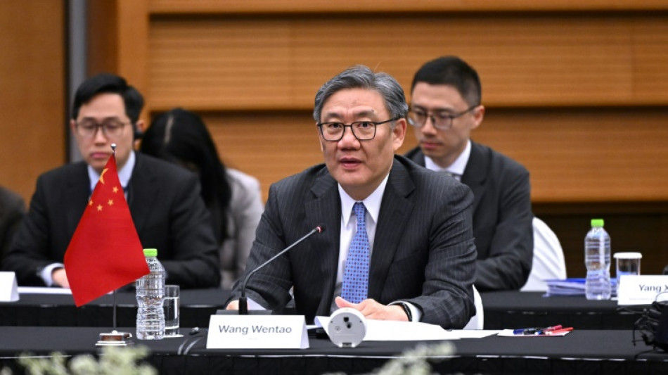 China alerta OMC que tarifas dos EUA causarão 'graves prejuízos' aos países pobres