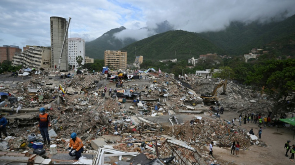 Los balnearios de La Guaira, un desierto econ&oacute;mico tras los terremotos en Venezuela