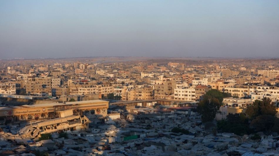 Un SMS y un caf&eacute;: as&iacute; consigue Ham&aacute;s seguir pagando los salarios en Gaza