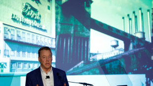 Presidente da Ford pede suspens&atilde;o de greve automotiva 'devastadora' nos EUA