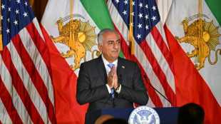 Filho de x&aacute; pede que iranianos rompam com a Rep&uacute;blica Isl&acirc;mica