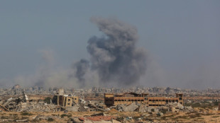 Hamas se diz disposto a libertar ref&eacute;ns e EUA pede fim dos bombardeios israelenses