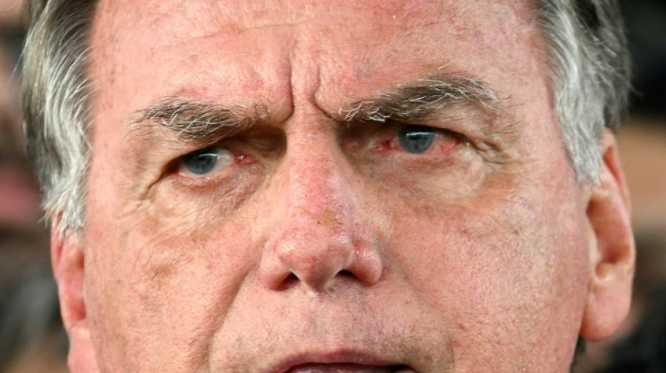 L'ancien pr&eacute;sident br&eacute;silien Jair Bolsonaro assign&eacute; &agrave; r&eacute;sidence