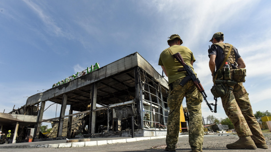 Kiev, 'blackout e niente riscaldamento a Kremenchuk dopo raid'