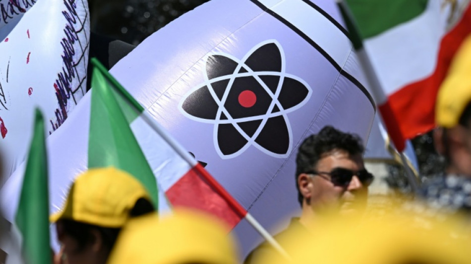 Ir&aacute;n afirma negociar "con todas sus fuerzas" para impedir el restablecimiento de las sanciones