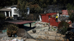 Miles de evacuados regresan a sus hogares tras los megaincendios en Espa&ntilde;a y Francia