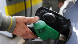 Benzina ai massimi nei distributori Ip, prezzo pi&ugrave; basso in quelli Eni