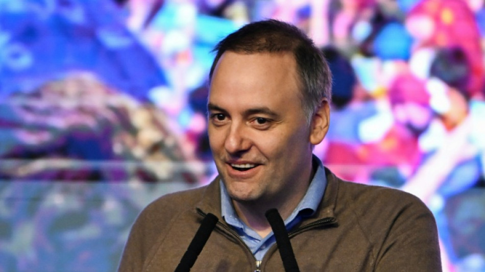 Milei designa a su vocero como jefe de ministros para "renovar el diálogo"