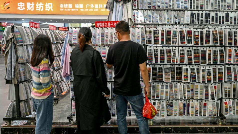 China confirma que alcanz&oacute; un acuerdo comercial con EEUU