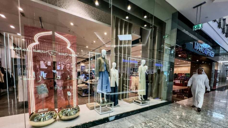 Lojas de luxo em Dubai t&ecirc;m movimento impactado por guerra no Oriente M&eacute;dio