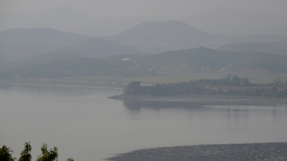 Se&uacute;l hizo disparos de advertencia despu&eacute;s de que soldados norcoreanos cruzaran la frontera