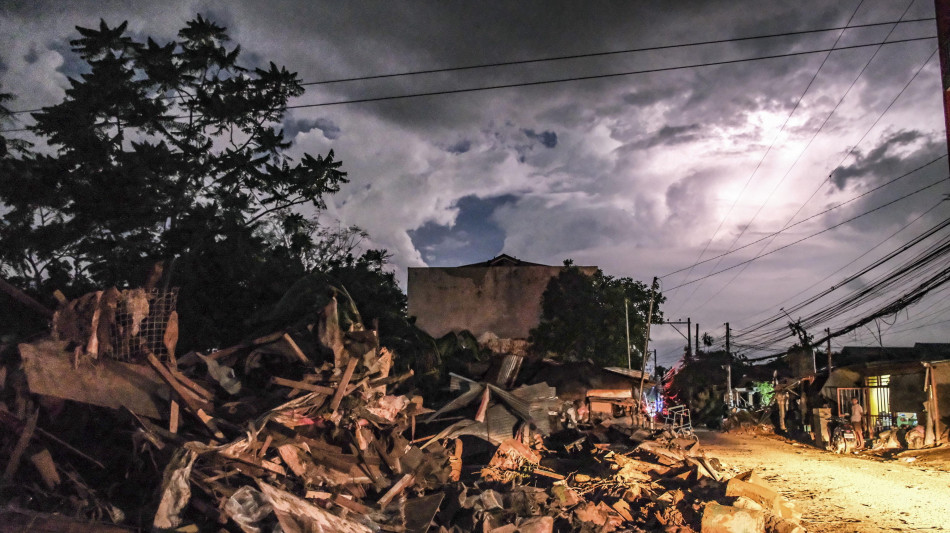 Tifone Fung-wong, quasi 1 milione evacuati nelle Filippine