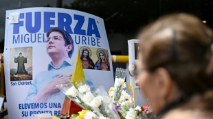 Sa&uacute;de de presidenci&aacute;vel colombiano baleado &eacute; 'extremamente cr&iacute;tica' ap&oacute;s nova cirurgia