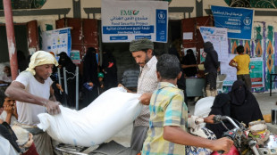 Huthi-Miliz: Israel und USA greifen Flughafen von Jemens Hauptstadt Sanaa an