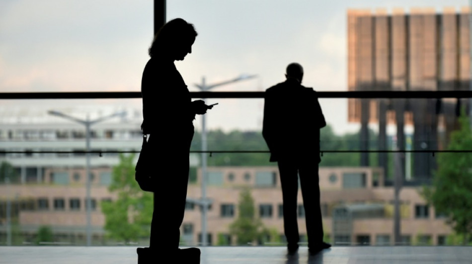 La France rate l'&eacute;ch&eacute;ance sur la transparence des salaires