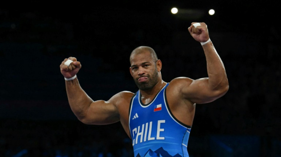 "Mija&iacute;n es mi &iacute;dolo, ser&aacute; dif&iacute;cil ganarle", dice su rival en la final del quinto oro