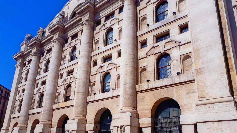 Borsa: Milano chiude in forte rialzo, +1,42%