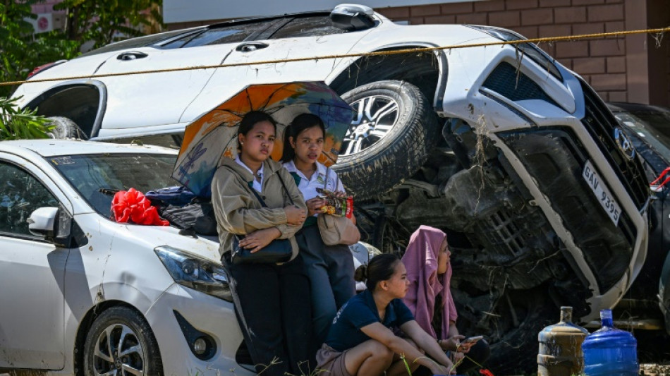 Philippines: secours suspendus à l'approche d'un autre typhon après Kalmaegi