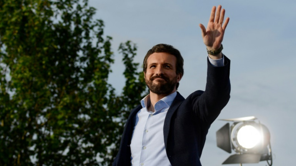 L&iacute;der de la derecha espa&ntilde;ola prepara su salida empujado por su propio partido