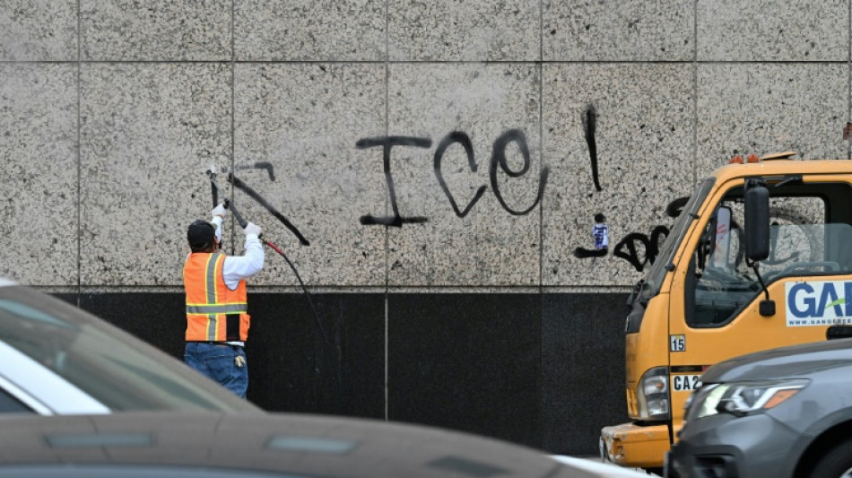Calme pr&eacute;caire &agrave; Los Angeles, les manifestations s'&eacute;tendent aux Etats-Unis