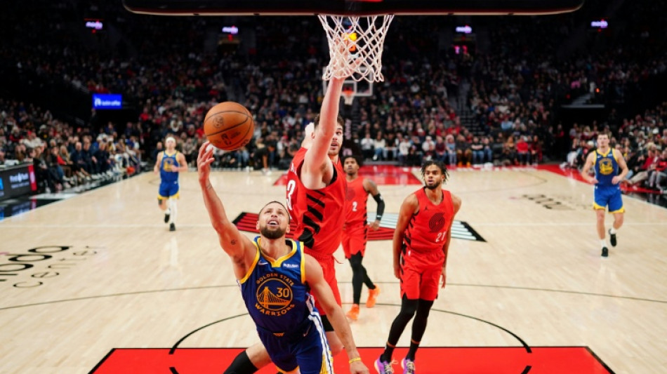 NBA: Curry piquant avec 48 points mais les Warriors perdent