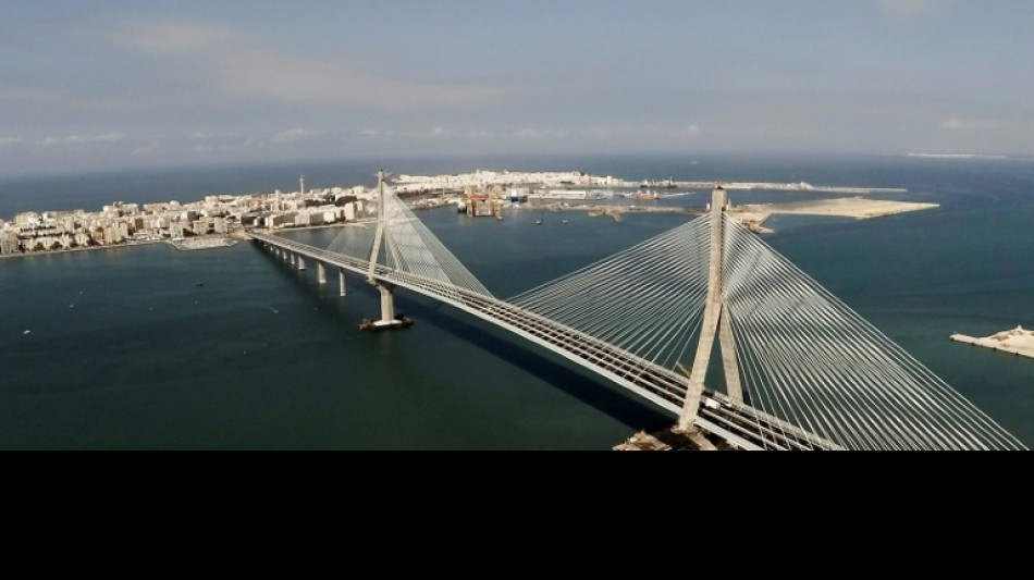 Loas al mestizaje y cr&iacute;tica a las tiran&iacute;as en el Congreso de la lengua espa&ntilde;ola
